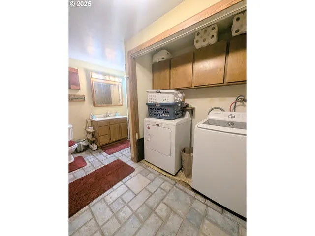 $850,000 | 71564 Palmer Junction Road, Elgin, OR 97827