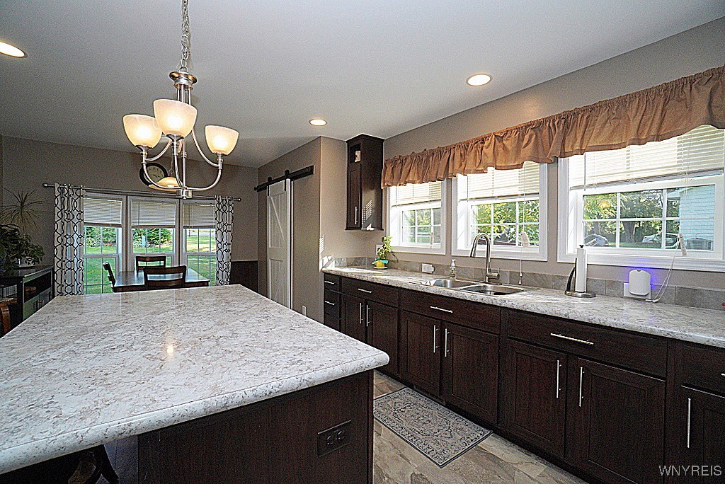 6276 Bear Ridge Road Pendleton, NY 14094 - Photo 8 of 26