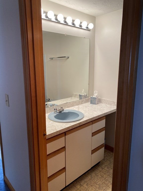 35 Catskill Road Bourne, MA 02532 - Photo 33 of 42