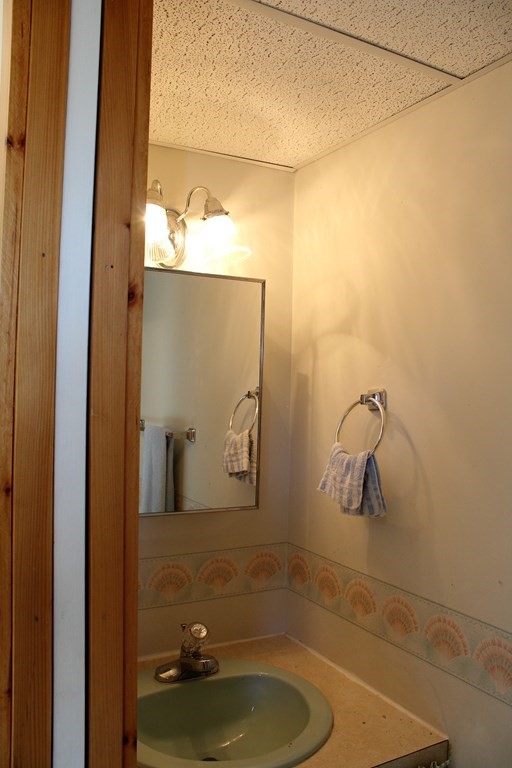 35 Catskill Road Bourne, MA 02532 - Photo 37 of 42