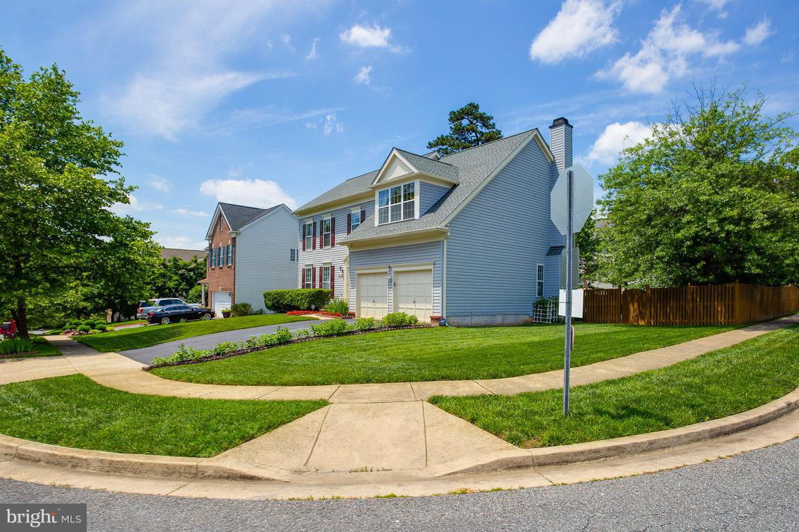 8110 Foxhall Road Clinton, MD 20735 - Photo 30 of 30 Exterior (Front)