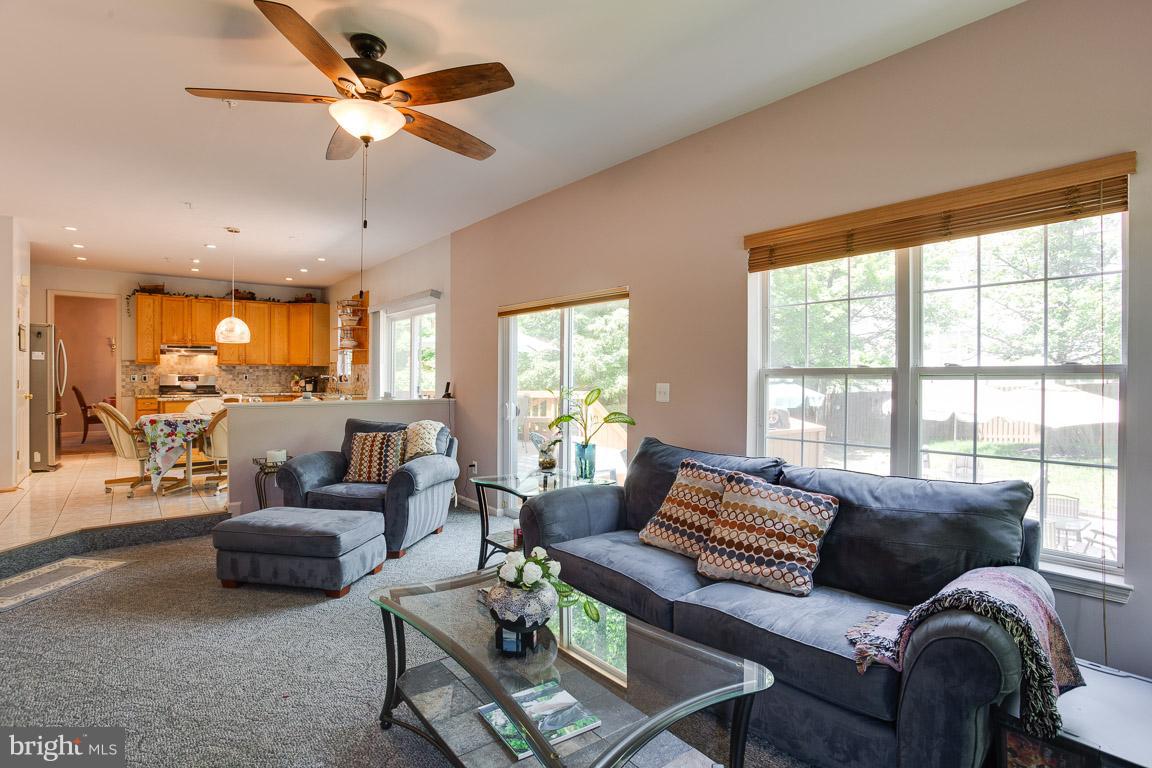 8110 Foxhall Road Clinton, MD 20735 - Photo 9 of 30 Family Room