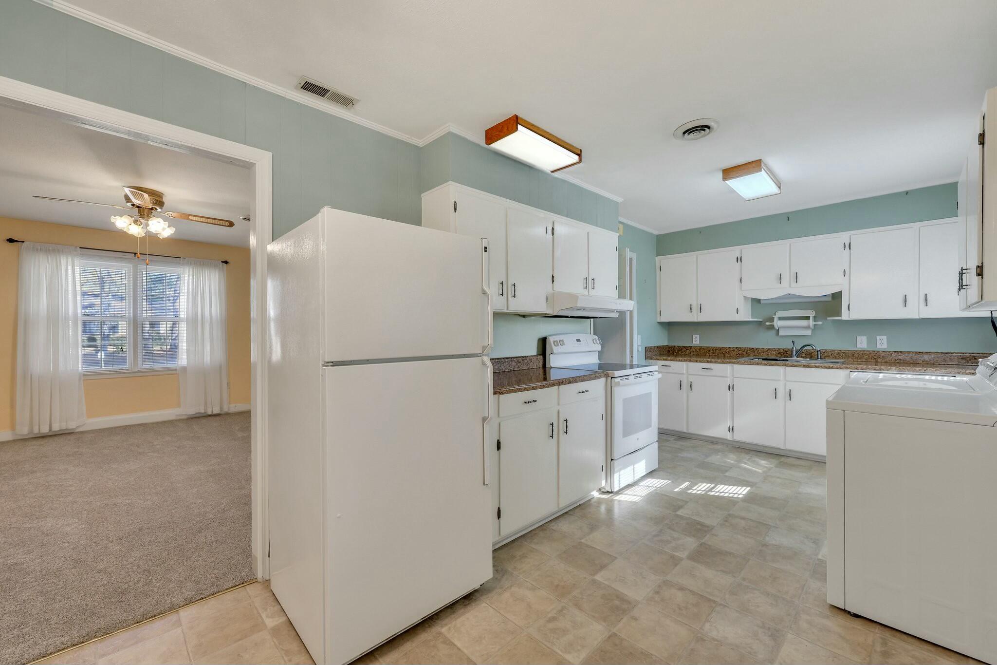 209 Fenwick Road Walterboro, SC 29488 - Photo 13 of 43 tempImageB3IixN