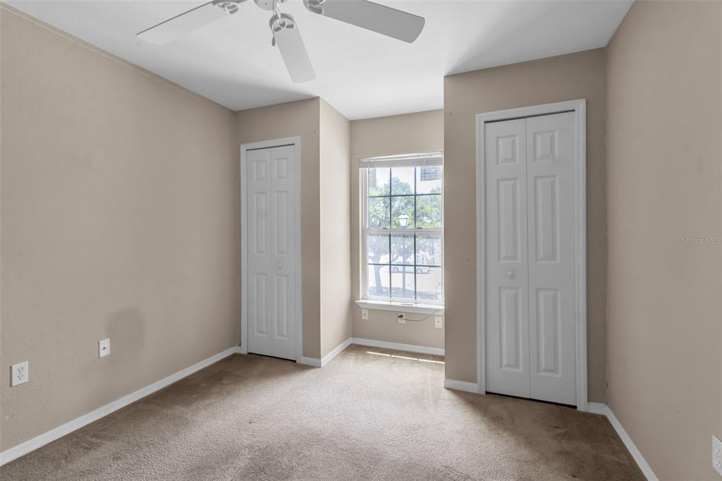 5541 Rosehill Road, Unit 202 Sarasota, FL 34233 - Photo 33 of 47