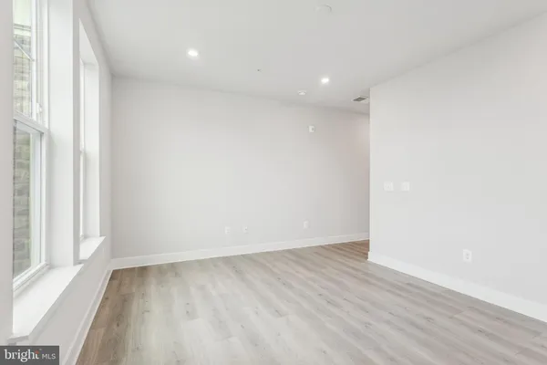 $649,990 | 102 Boatswain Way, Unit 2912, Chester, MD 21619