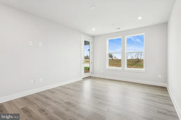 $649,990 | 102 Boatswain Way, Unit 2912, Chester, MD 21619