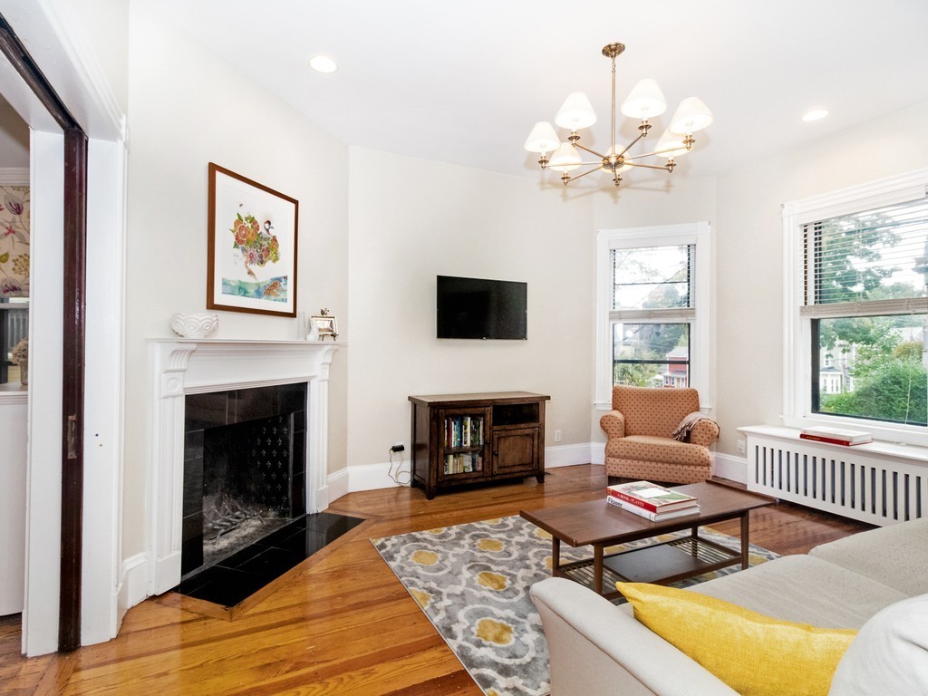 32 Adelaide Street, Unit 1 Boston, MA 02130 - Photo 9 of 25 Gallery Image 9