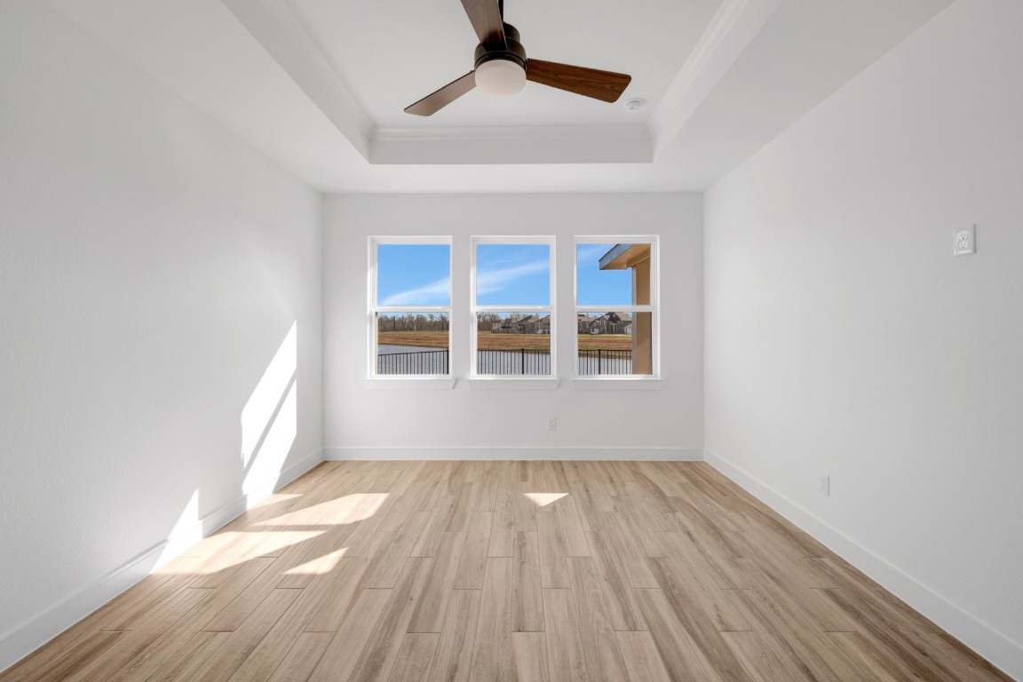 2822 Clapbread Lane Rosenberg, TX 77471 - Photo 8 of 37 Spacious primary suite (*Photo not of actual home and used for illustration purposes only.)