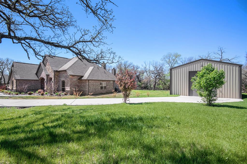 a house view with a outdoor space