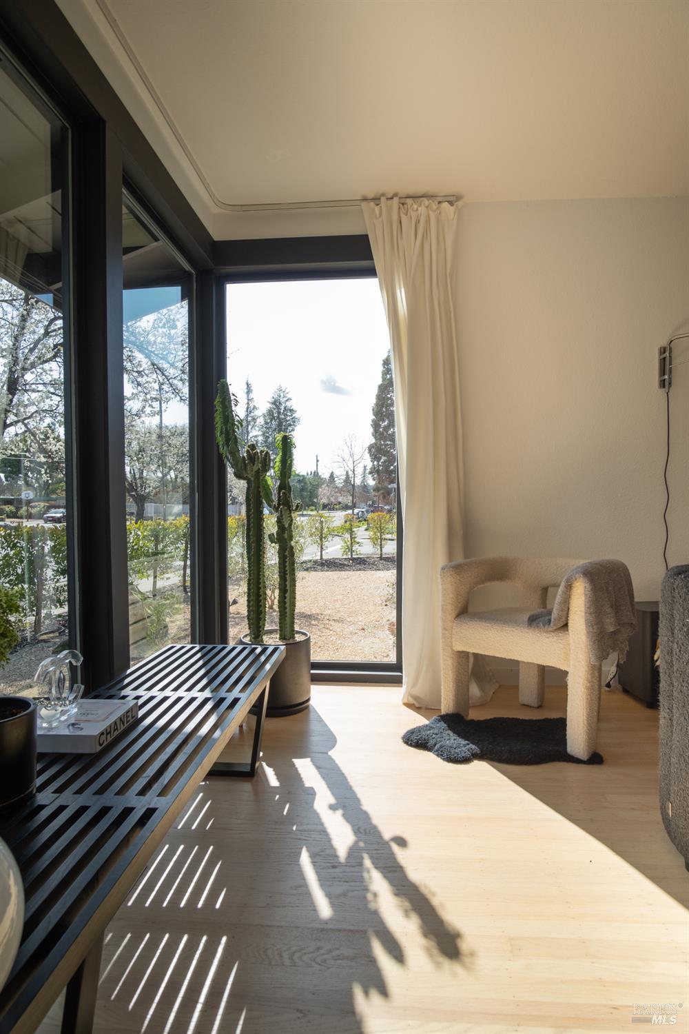 2440 Redwood Road Napa, CA 94558 - Photo 8 of 35 Gallery Image 8