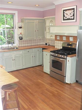 137 Langley Road, Unit 137 Newton, MA 02459 - Photo 9 of 21