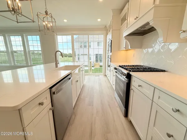 $4,900 | 2011 Wander Lane, Manalapan, NJ 07726