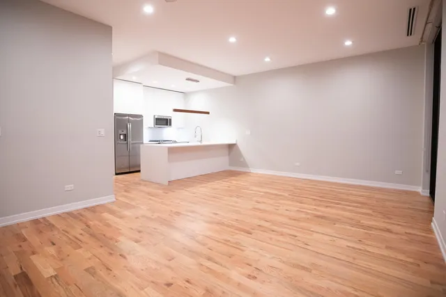 $3,100 | 1028 North California Avenue, Unit 2, Chicago, IL 60622