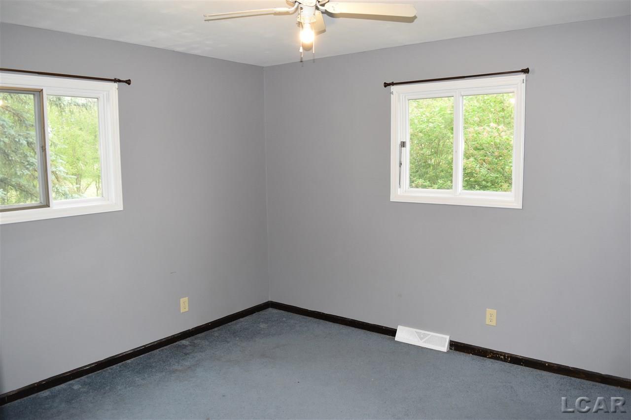 7190 Dudley Road Adrian, MI 49221 - Photo 20 of 27 31384195-19.JPG