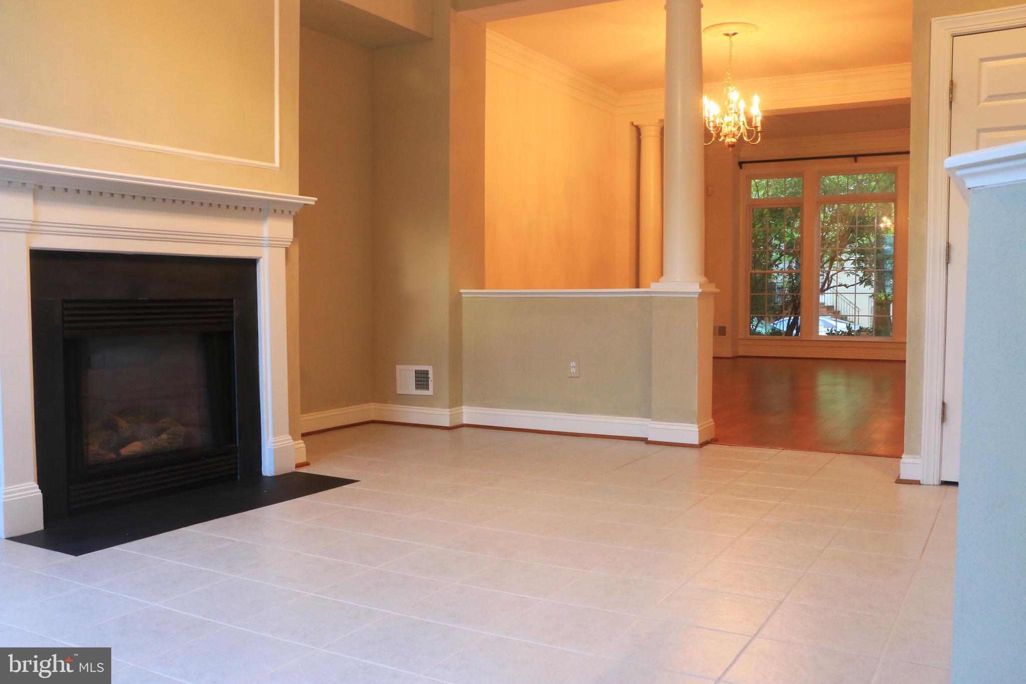714 Ridgemont Avenue Rockville, MD 20850 - Photo 11 of 46 Kitchen facing to Family Room