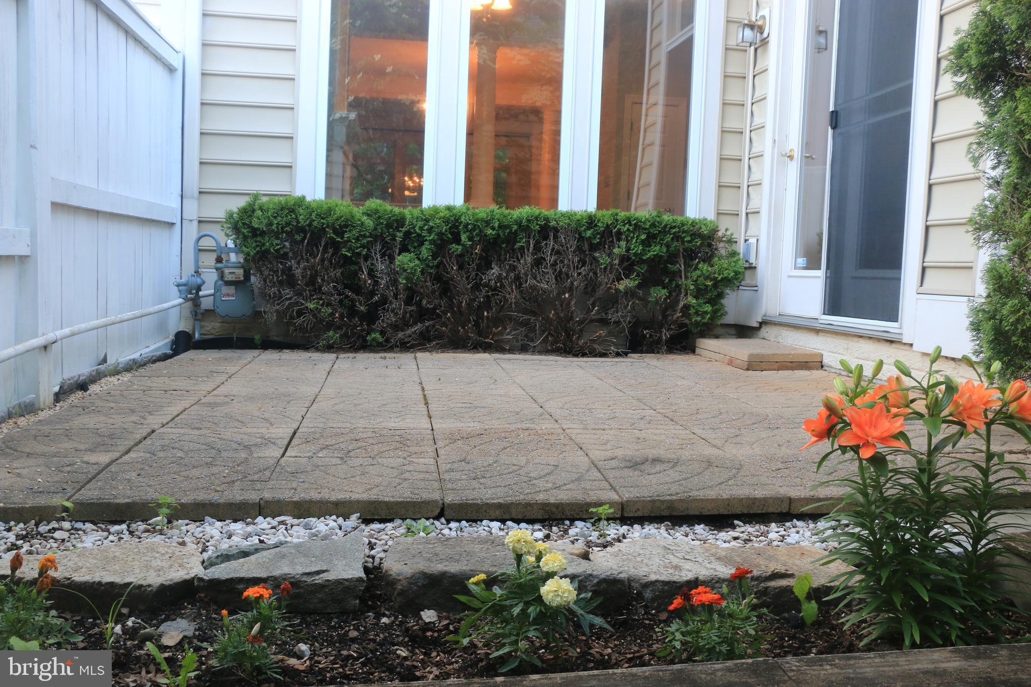 714 Ridgemont Avenue Rockville, MD 20850 - Photo 36 of 46 Private patio back yard