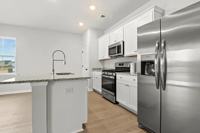 $2,375 | 658 Culpepper Street, Summerville, SC 29486