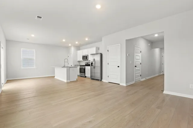 $2,375 | 658 Culpepper Street, Summerville, SC 29486