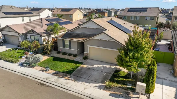 $590,000 | 1676 Red Ribbons Lane, Manteca, CA 95337