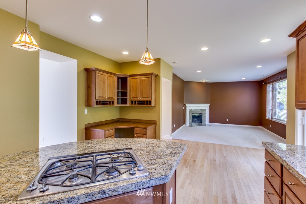 4602 Rutherford Circle Southwest Port Orchard, WA 98367 - Photo 9 of 25 Gallery Image 9