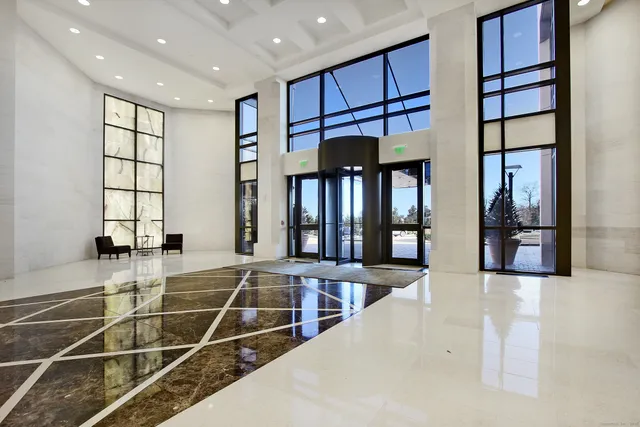 $8,000 | 100 Parrott Drive, Unit 1402, Shelton, CT 06484