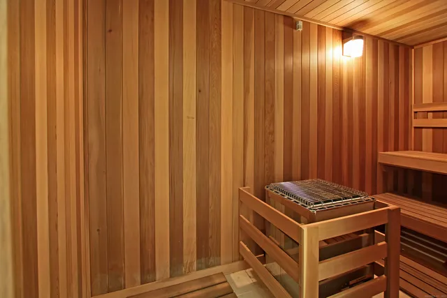 $8,000 | 100 Parrott Drive, Unit 1402, Shelton, CT 06484