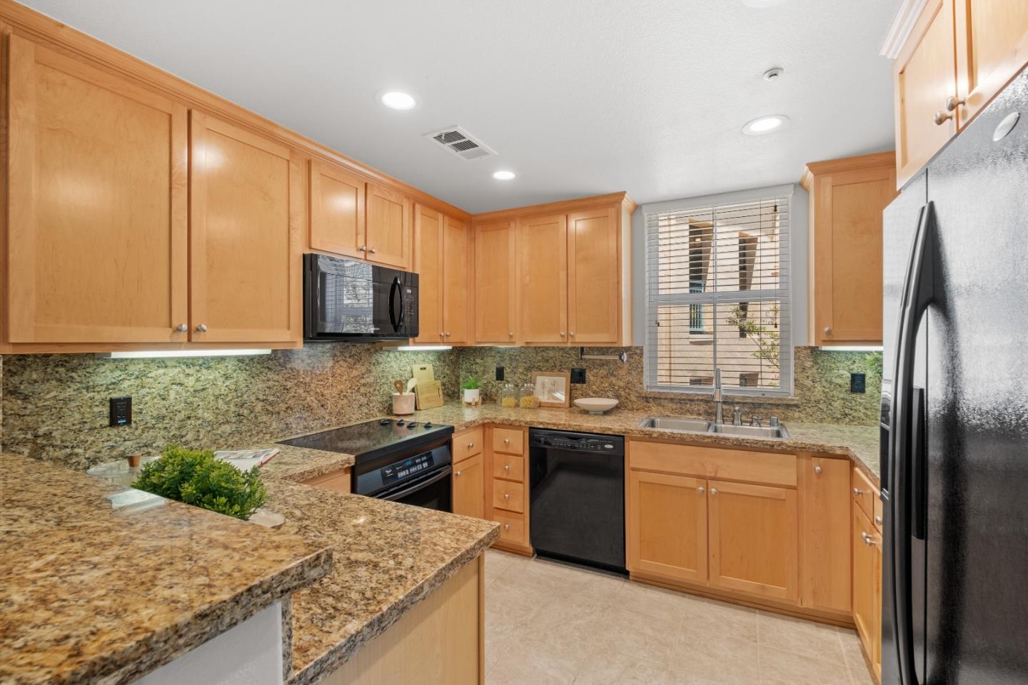 1390 Saddle Rack Street, Unit 350 San Jose, CA 95126 - Photo 11 of 40