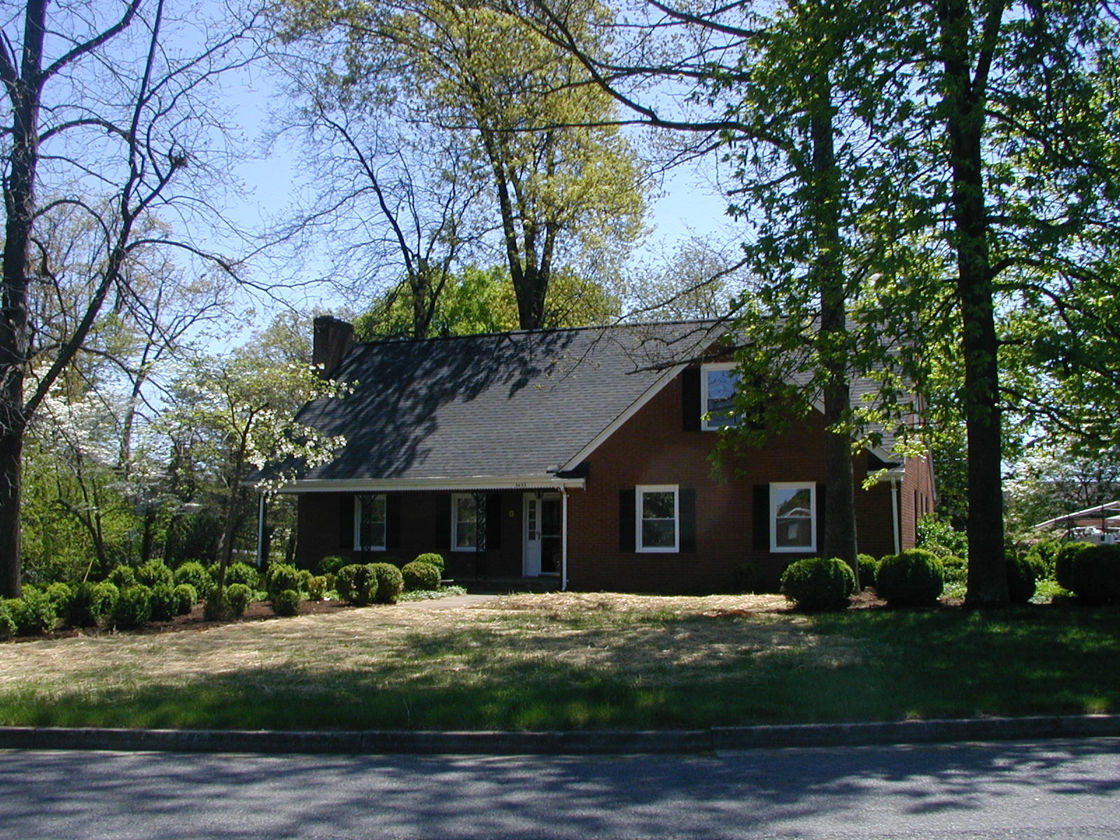 3433 Frontier Road Northwest Roanoke, VA 24012 - Photo 1 of 20 Front