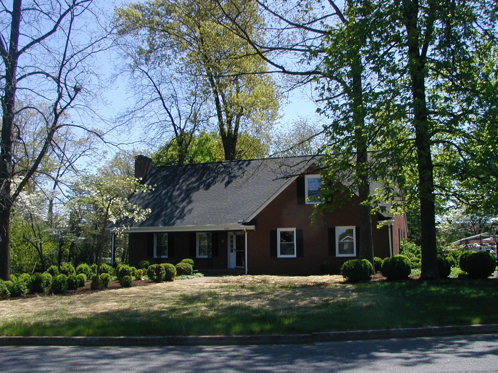3433 Frontier Road Northwest Roanoke, VA 24012 - Photo 2 of 20 30yr Roof 2009