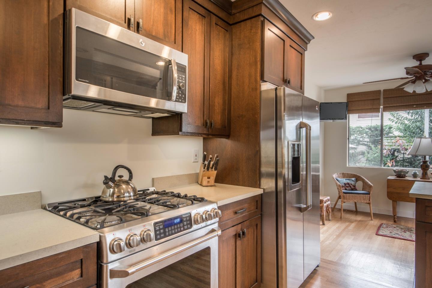 431 Eighth Avenue Menlo Park, CA 94025 - Photo 9 of 21