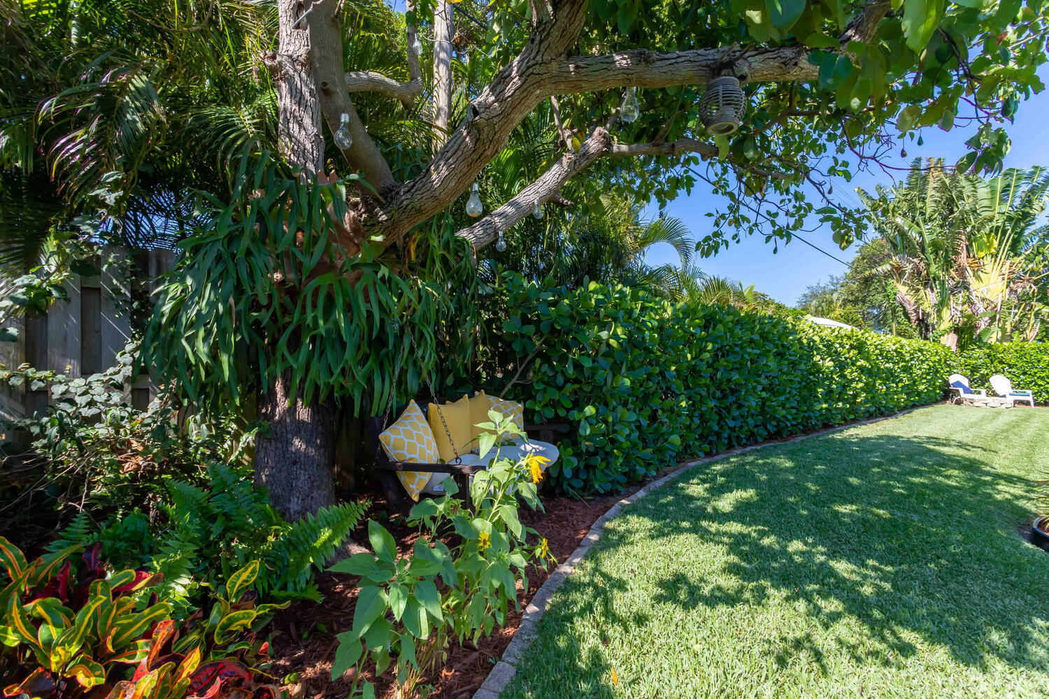 2131 Mark Drive Lake Worth, FL 33461 - Photo 21 of 48 2131 Mark Dr Lake Worth FL-large-025-039