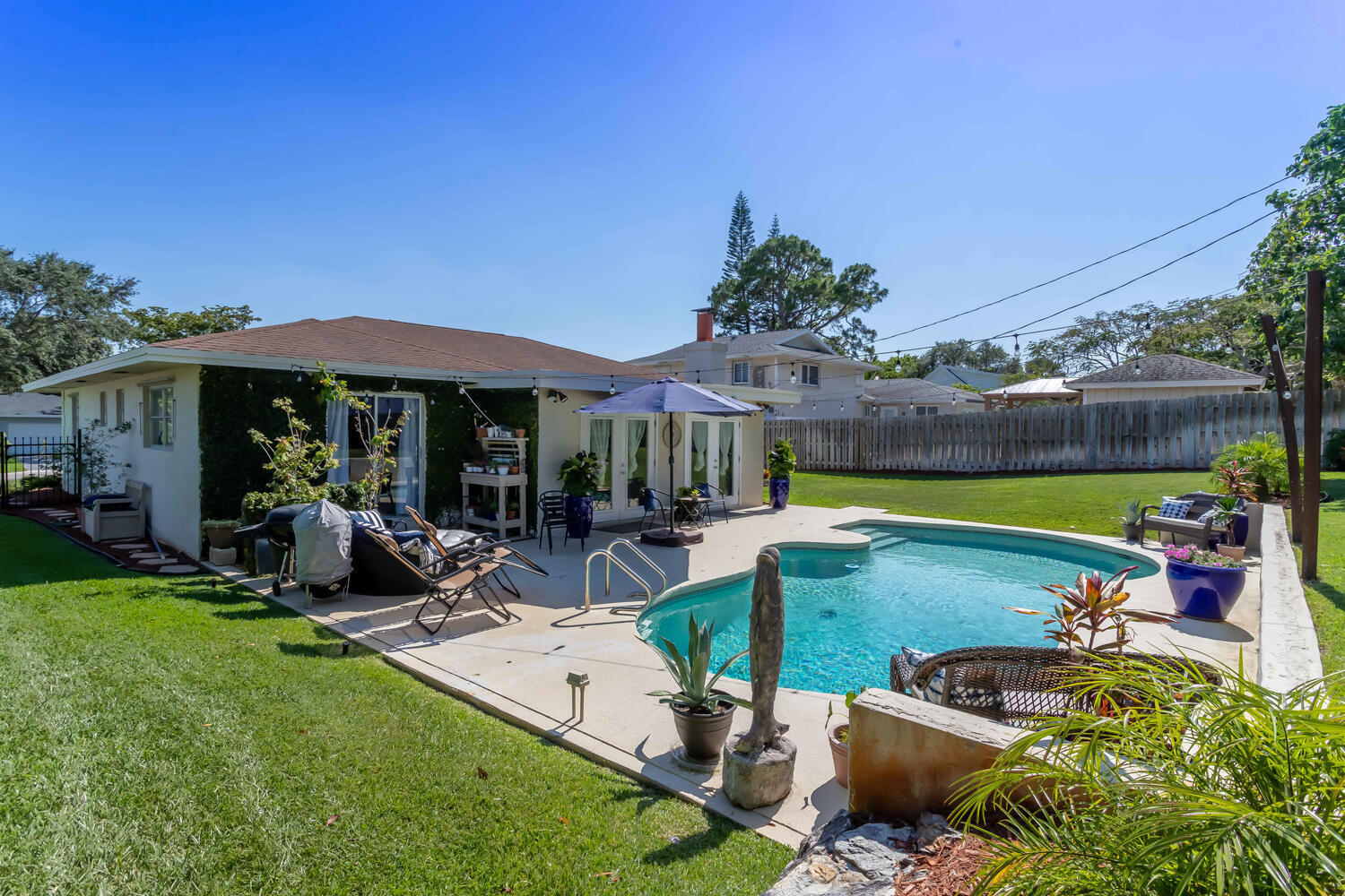 2131 Mark Drive Lake Worth, FL 33461 - Photo 22 of 48 2131 Mark Dr Lake Worth FL-large-028-027