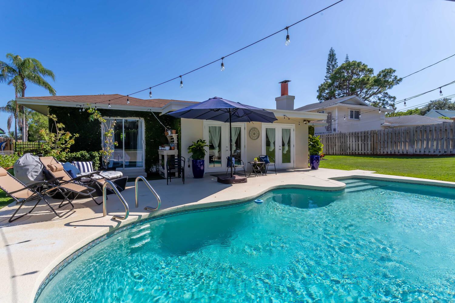 2131 Mark Drive Lake Worth, FL 33461 - Photo 25 of 48 2131 Mark Dr Lake Worth FL-large-031-031