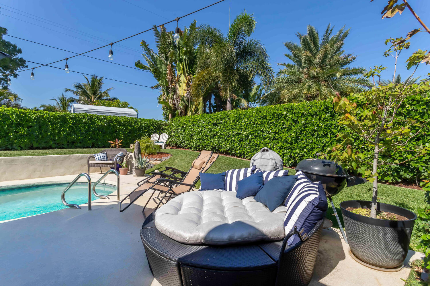 2131 Mark Drive Lake Worth, FL 33461 - Photo 27 of 48 2131 Mark Dr Lake Worth FL-large-033-032