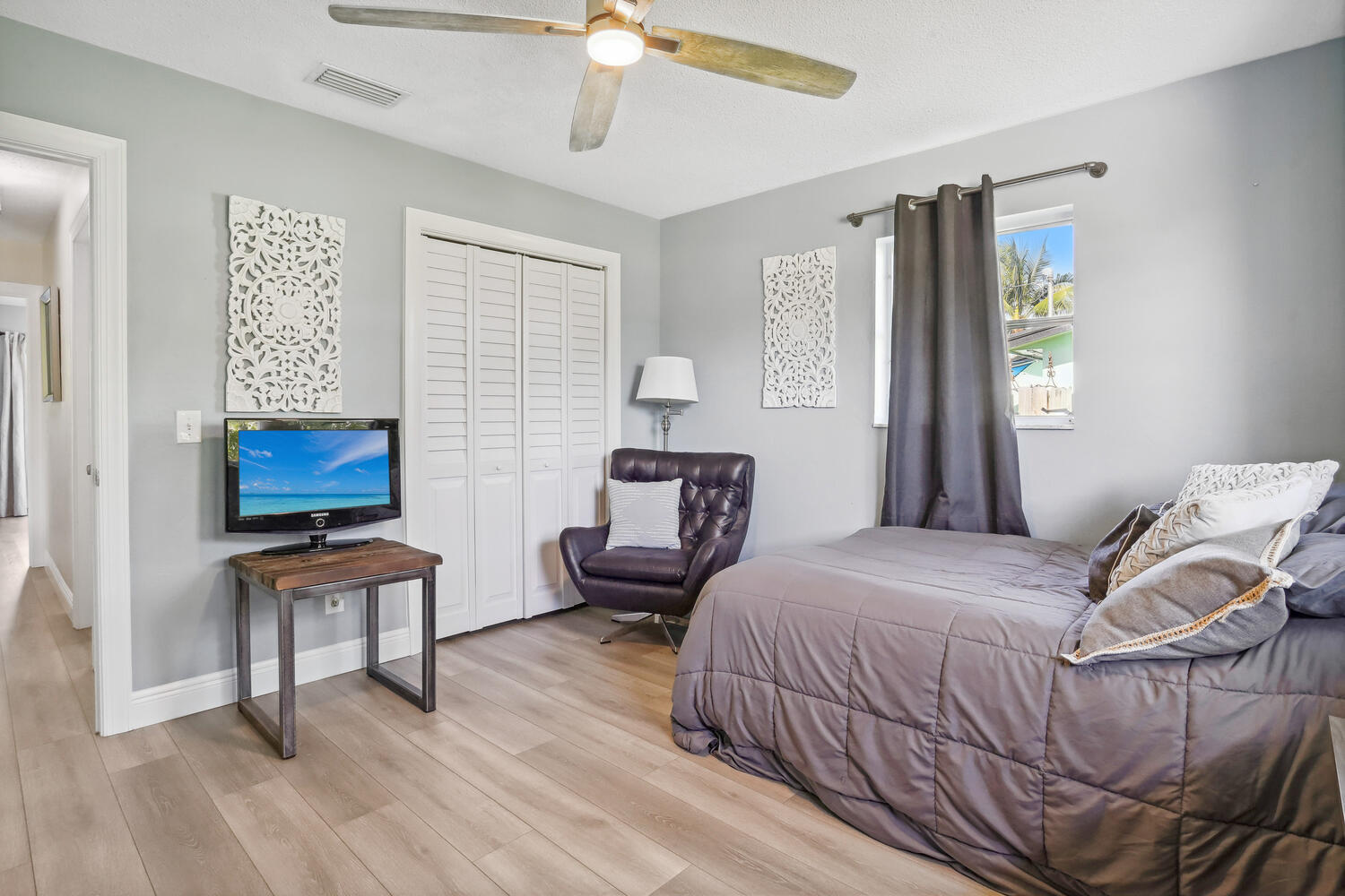 2131 Mark Drive Lake Worth, FL 33461 - Photo 34 of 48 2131 Mark Dr Lake Worth FL-large-019-019