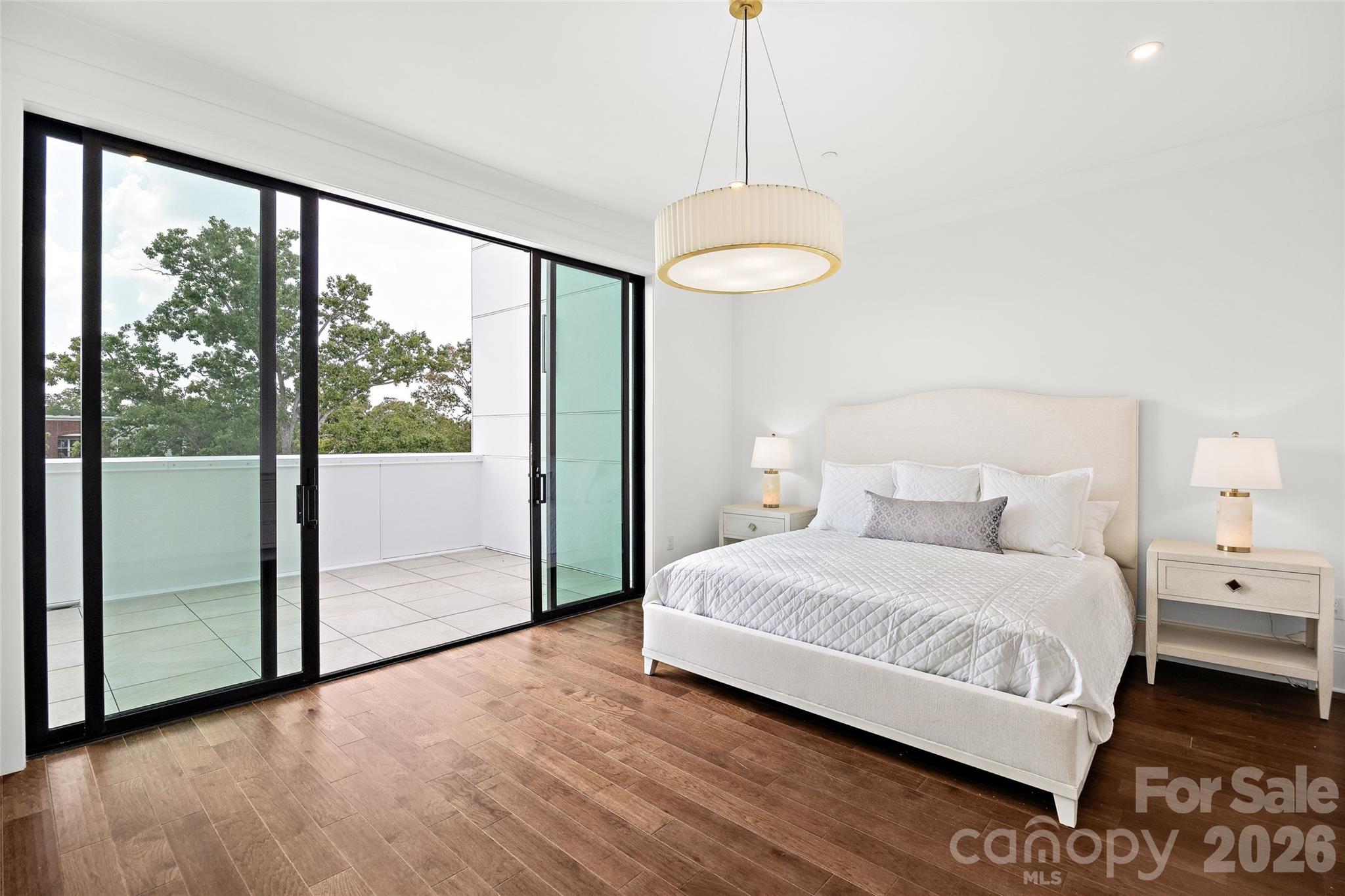 409 Queens Road, Unit 501 Charlotte, NC 28207 - Photo 28 of 48 Gallery Image 28