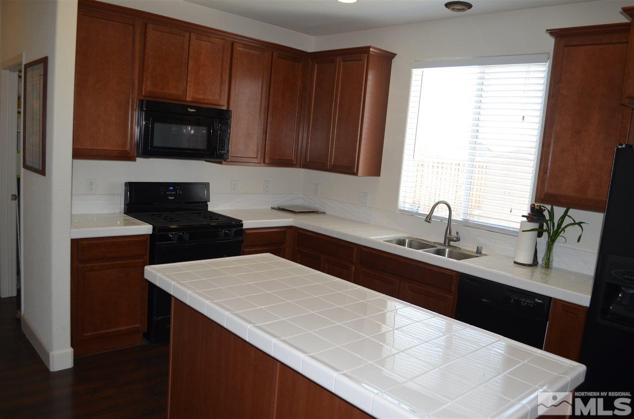 11725 Cervino Drive Reno, NV 89521 - Photo 4 of 20 Photo 4