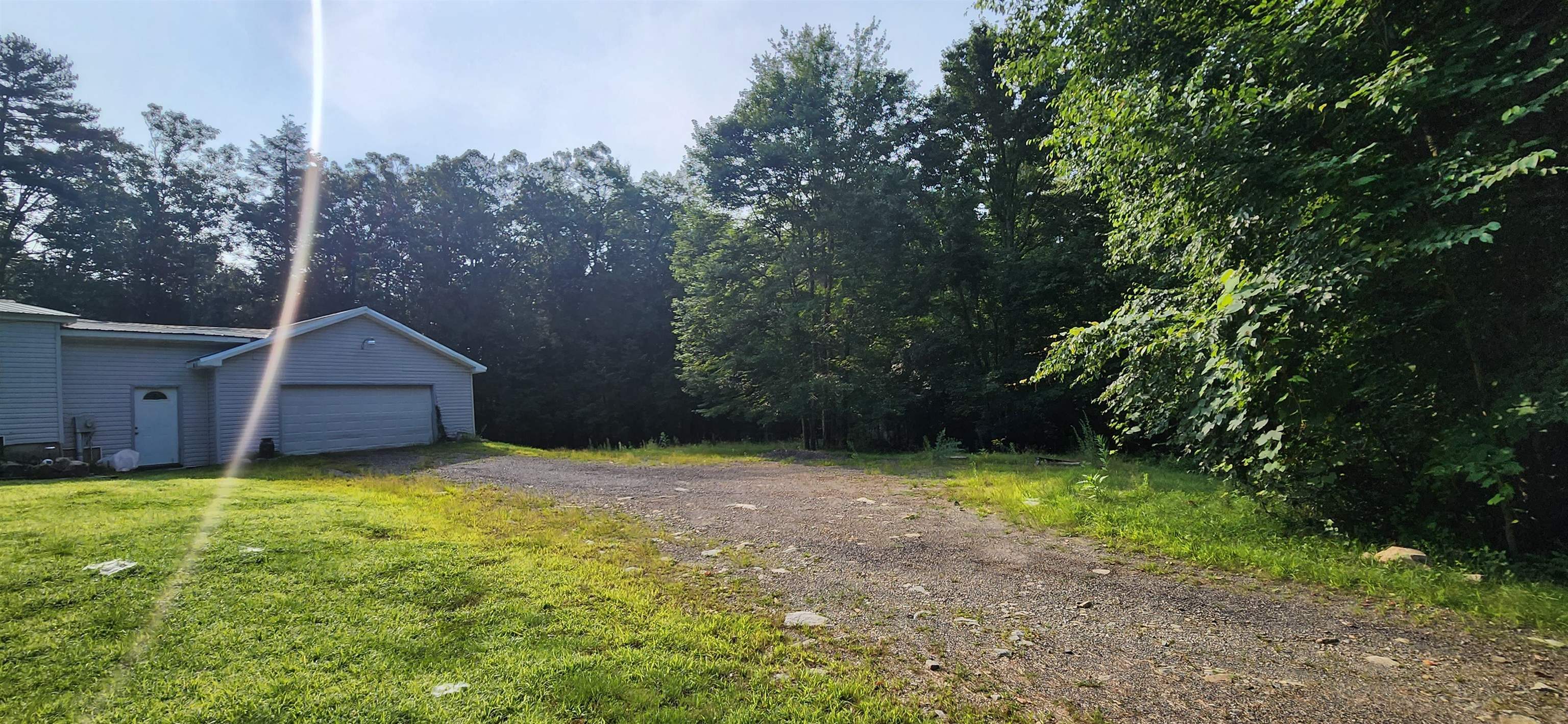 156 Middle Oxbow Road Hinsdale, NH 03451 - Photo 18 of 28 Gallery Image 18