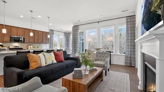 $475,375 | 200 Mary Montrose Boulevard, Jamestown, NC 27282