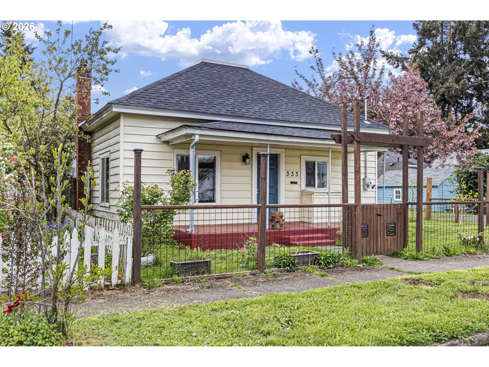 333 Madison Avenue Cottage Grove, OR 97424 - Photo 4 of 48