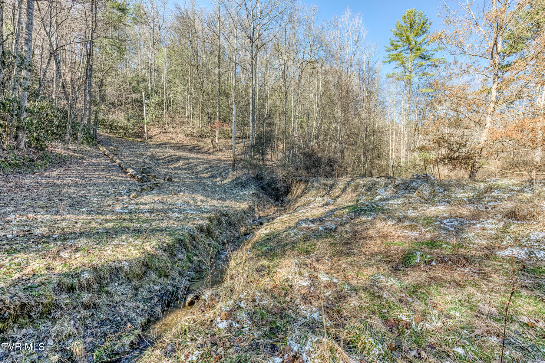 469 Moreland Drive Butler, TN 37640 - Photo 17 of 37 469 Moreland Dr-30