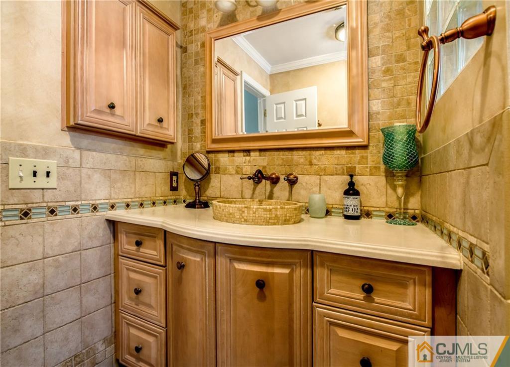 11 Boston Post Road East Brunswick, NJ 08816 - Photo 21 of 25 Gallery Image 21