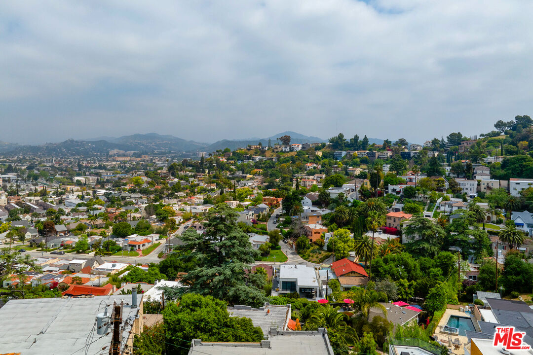 1411 Columbia Drive Glendale, CA 91205 - Photo 43 of 45 an aerial view of multiple house