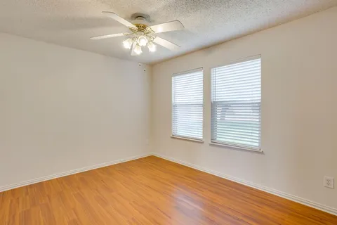 $229,990 | 3855 Hunters Point Way, Fort Worth, TX 76123