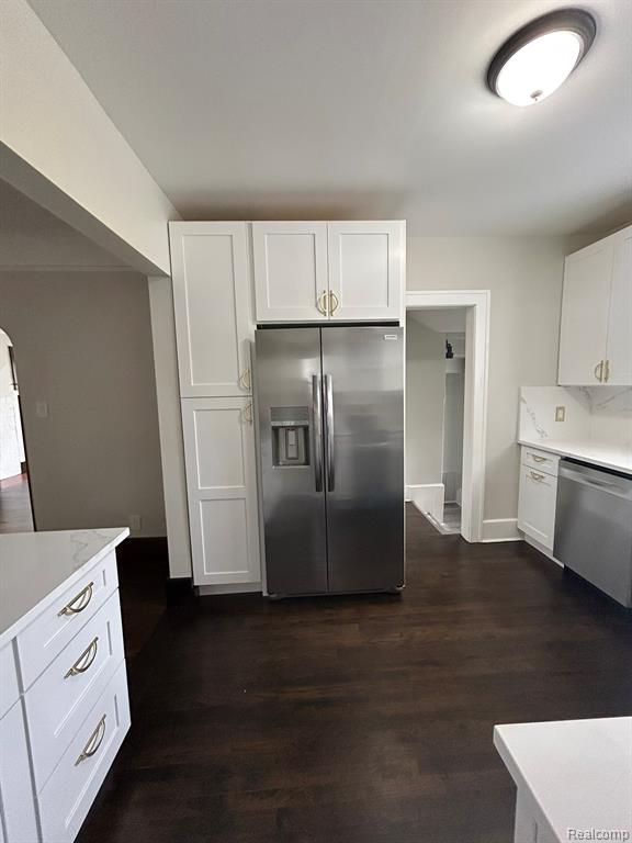425 West Iroquois Road Pontiac, MI 48341 - Photo 14 of 41 Gallery Image 14