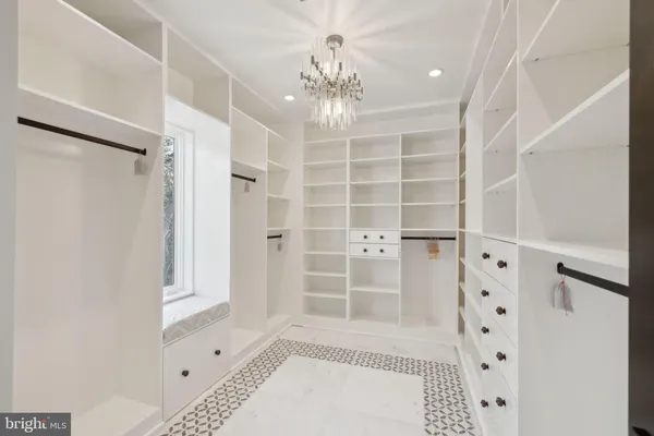 $2,100,000 | 6304 Old Dominion Drive, McLean, VA 22101