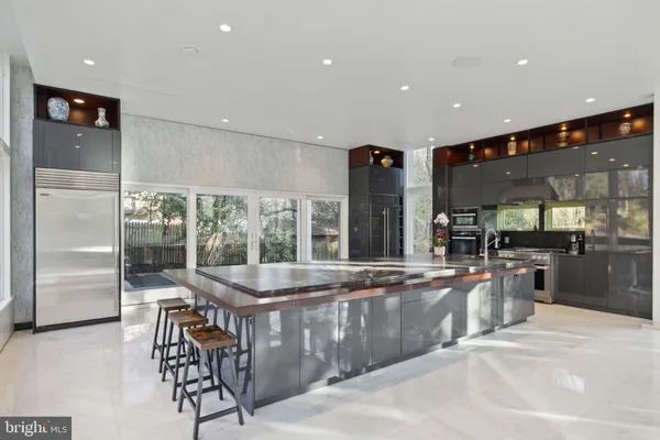 $2,100,000 | 6304 Old Dominion Drive, McLean, VA 22101
