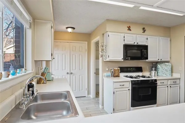 $395,000 | 5329 Grand Mesa Drive, Fort Worth, TX 76137