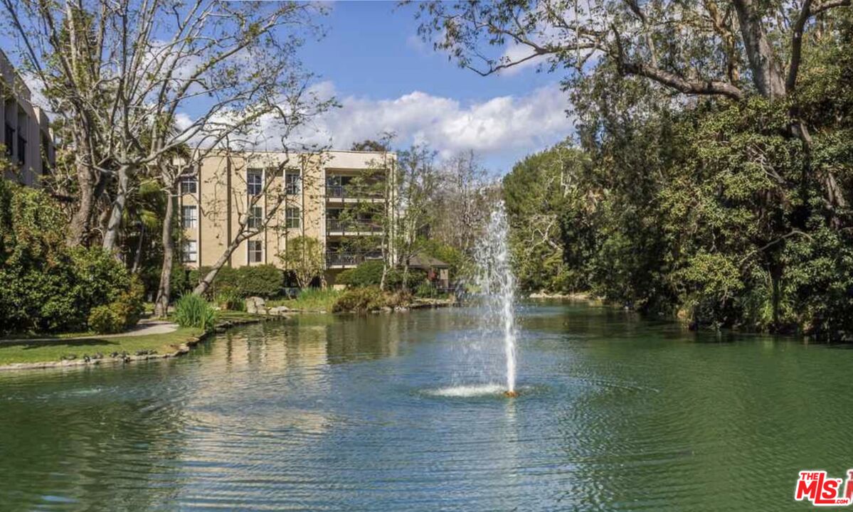 5109 Raintree Circle Culver City, CA 90230 - Photo 16 of 17