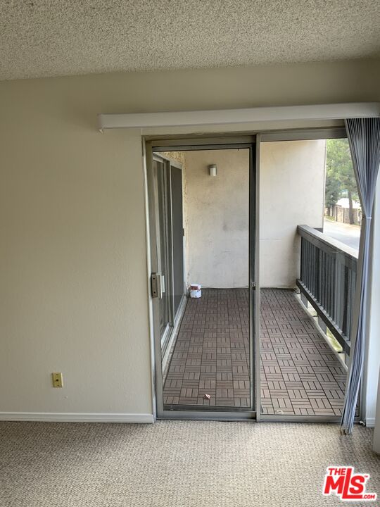 5109 Raintree Circle Culver City, CA 90230 - Photo 9 of 17